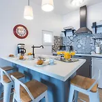 Daire Maris-two Bedroom With Terrace And Sea View-address Plat 21 Mlini