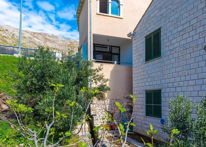 Apartment Maris-two Bedroom With Terrace And Sea View-address Plat 21