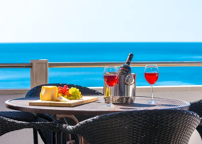 Maris-two Bedroom With Terrace And Sea View-address Plat 21 * Mlini